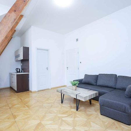 Beethoven Apartments Братислава Экстерьер фото
