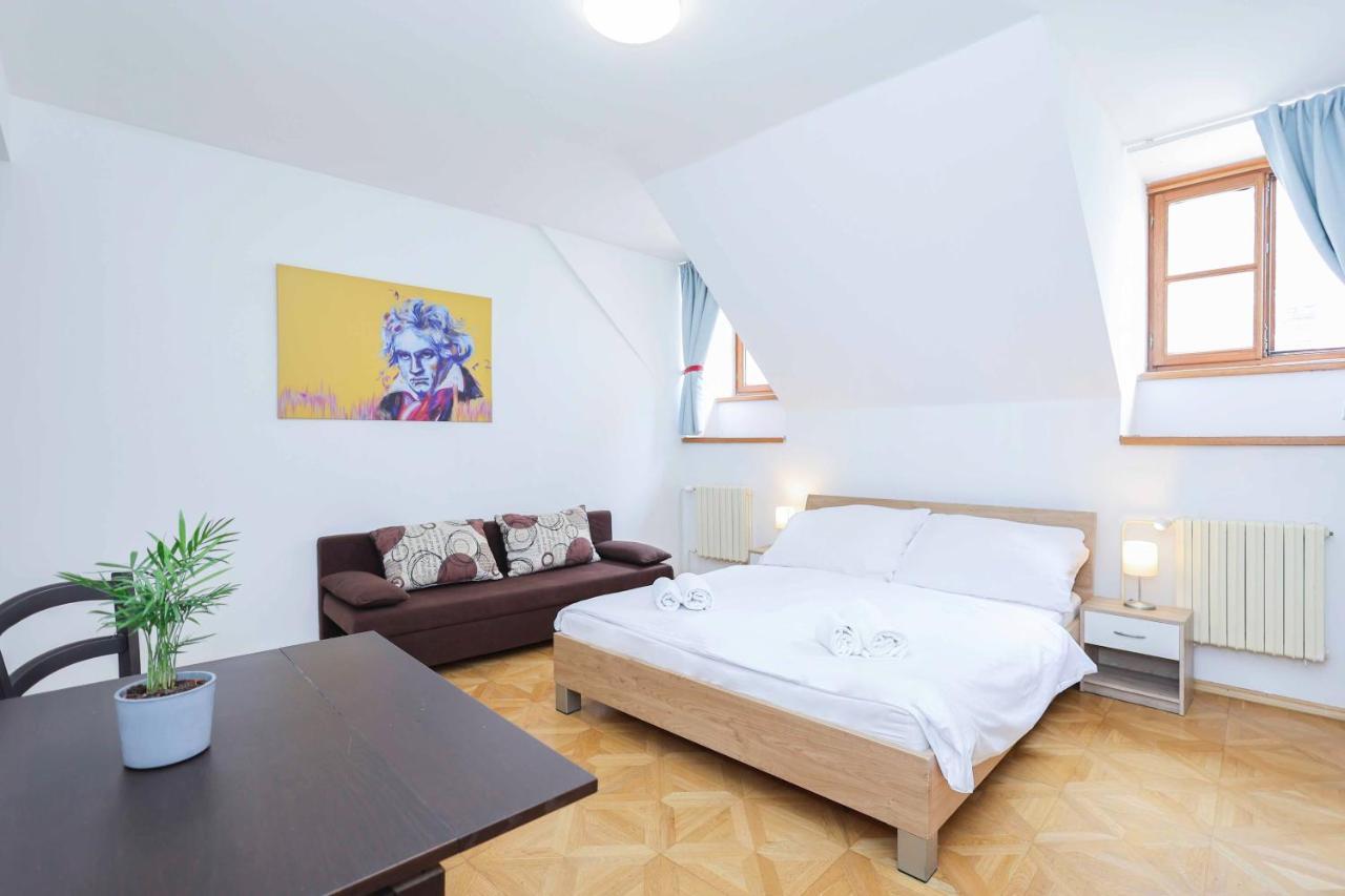 Beethoven Apartments Братислава Экстерьер фото